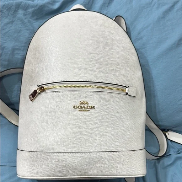 Coach | Bags | Coach White Backpack With Gold Accents 0  display picture 2